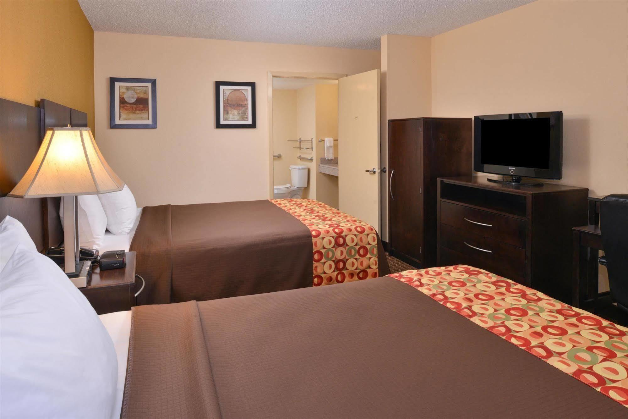 Americas Best Value Inn Tupelo Barnes Crossing מראה חיצוני תמונה