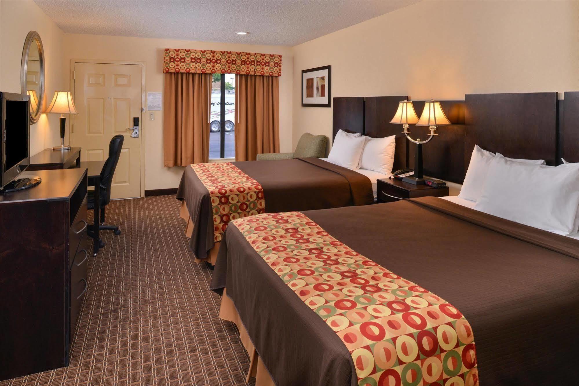 Americas Best Value Inn Tupelo Barnes Crossing מראה חיצוני תמונה